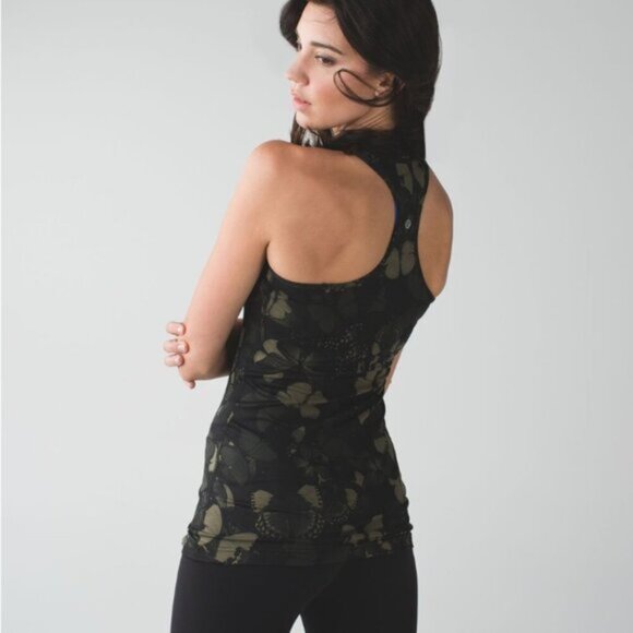 Lululemon Cool Racerback Biggie So Fly Butterfly Fatigue Green Black Size 2 - Picture 7 of 7